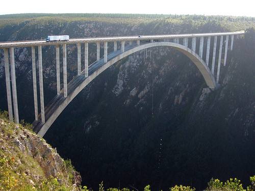 20-amazing-places-to-bungee-jump02