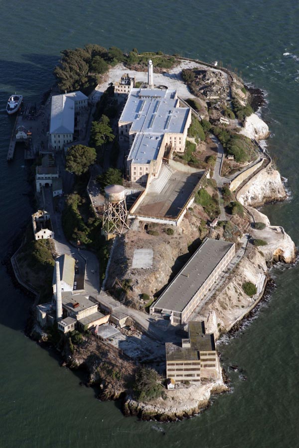Alcatraz_aerial