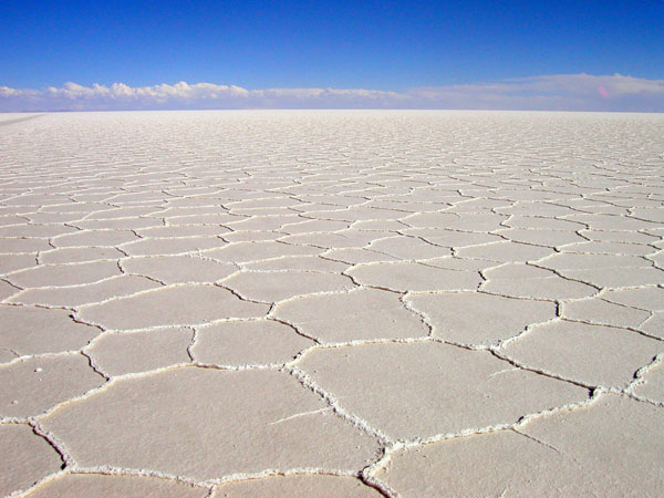 Salar-de-Uyuni-Bolivia-dry