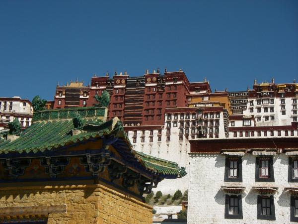 pocala palace tibet