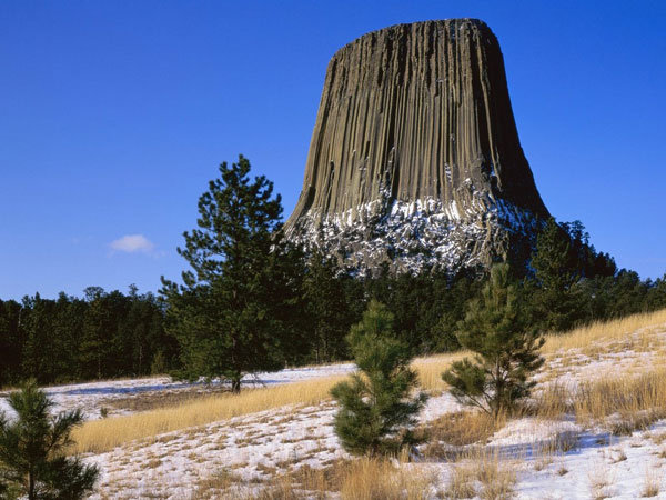 Devils_Tower_National_Monument,_Wyoming