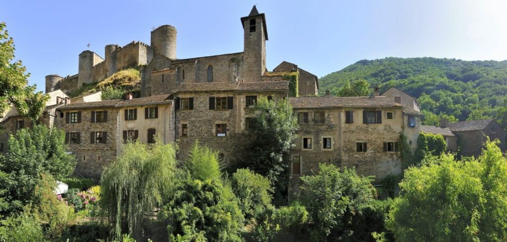 Brousse-Le-Chateau