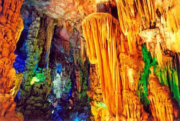 red flute cave china