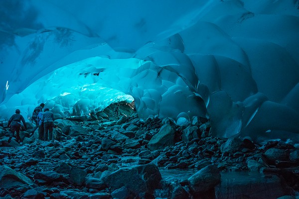  mendenhall ice caves