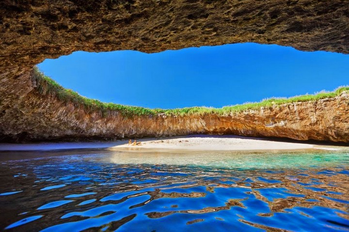 hidden beach, marieta islands (8)