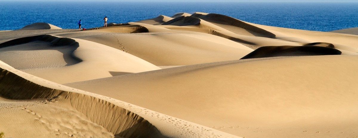 Spain S Playful Beach Desert Maspalomas Sand Dunes Tourism On The Edge